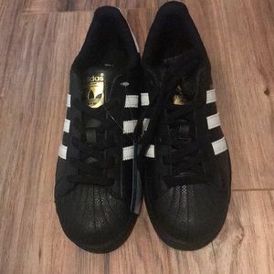 Adidas Superstar Black w/ White Stripes